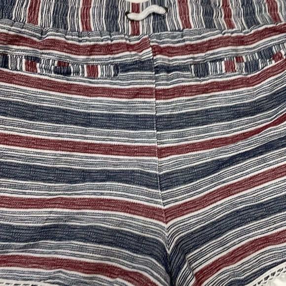 Rewind Shorts XL Crocheted Hem - Picture 7 of 13